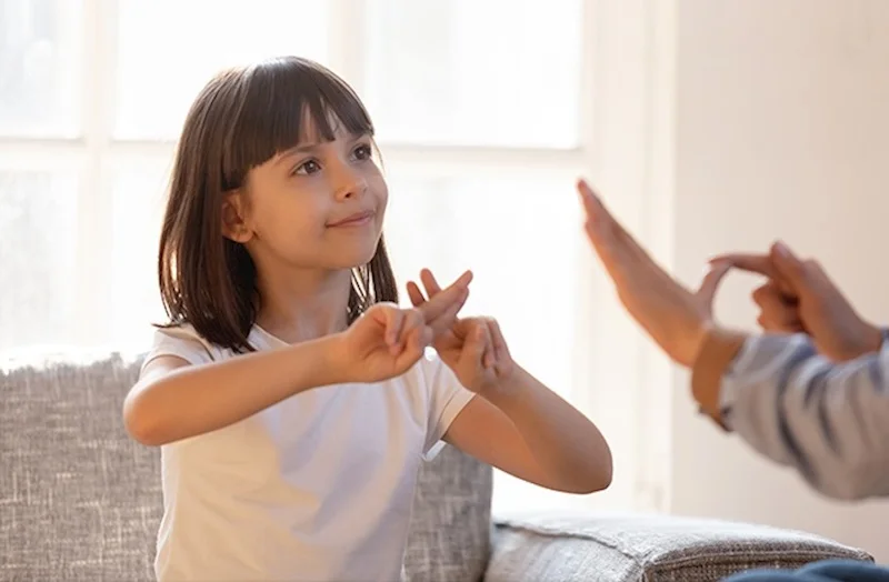 İşitme Yetersizliği Olan Bireyler için Etkili Öğrenme Yöntemleri